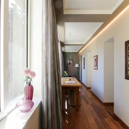 Casa Di Sant'anselmo - La Loggia Διαμέρισμα Αόστα